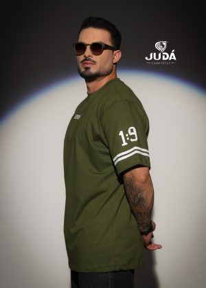 Camiseta Oversized Masculina Jeremias 1:9 - Verde Militar